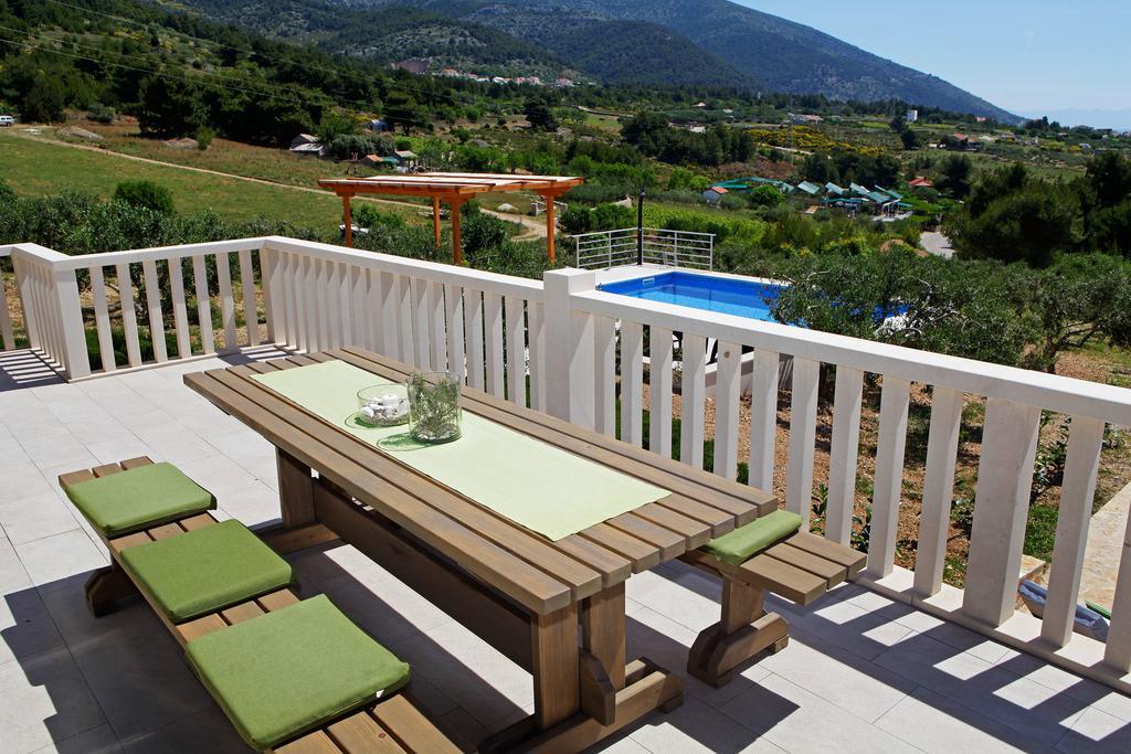 Holiday Homes Oliva ボル 部屋 写真
