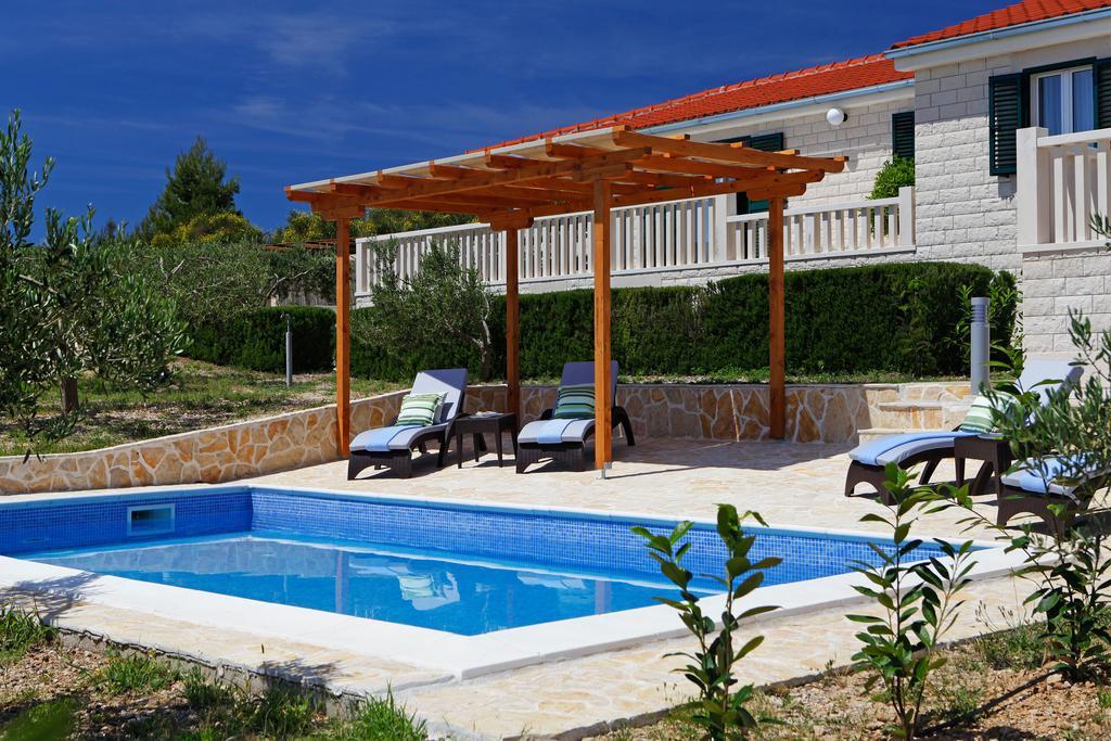 Holiday Homes Oliva ボル 部屋 写真