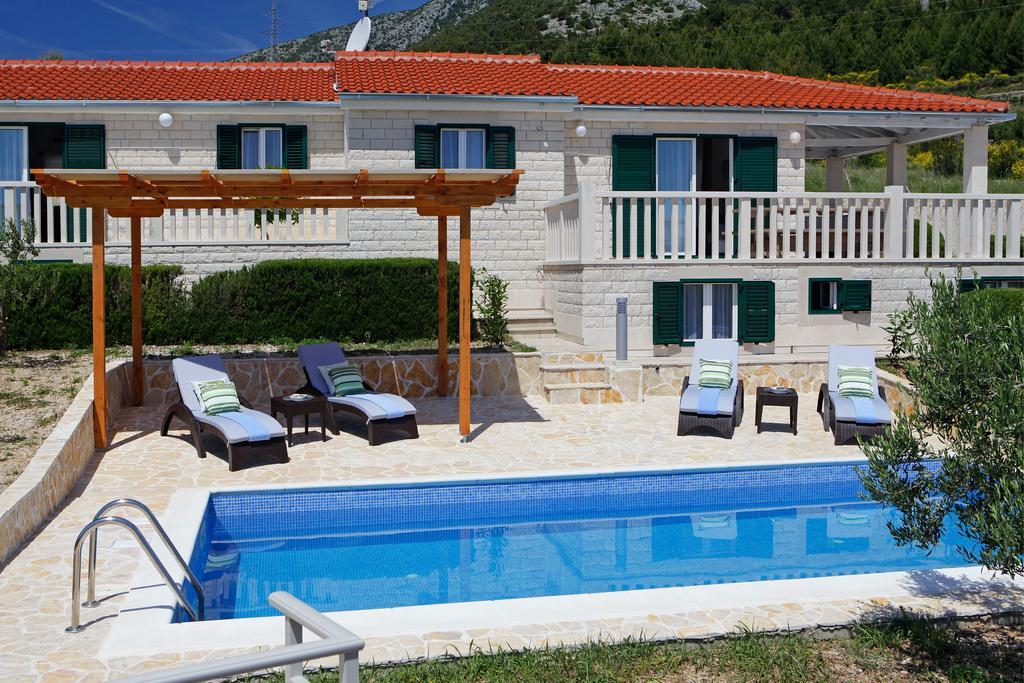 Holiday Homes Oliva ボル 部屋 写真